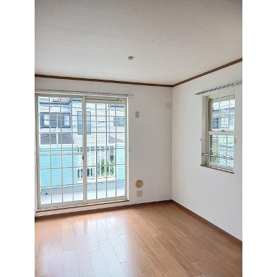 エス・テュエールＢ 201【管理NO：1-011284601-02010】 ★家具家電は申し込み後に搬入します★の物件写真2