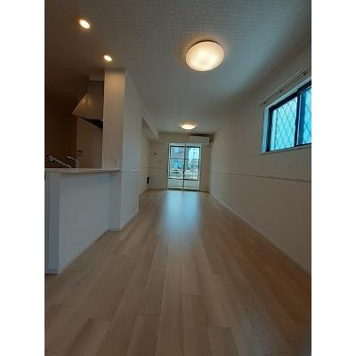 コントレイル 101【管理NO：1-027399001-01010】 ★家具家電は申し込み後に搬入します★の物件写真2