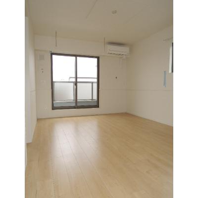 アグレアーブル 201【管理NO：1-022114001-02010】 ★家具家電は申し込み後に搬入します★ ★2026年09月中旬入居可能★の物件写真2