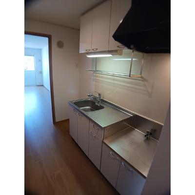 フィオーレⅡ 201【管理NO：1-015241101-02010】 ★家具家電は申し込み後に搬入します★ ★2026年09月中旬入居可能★の物件写真3