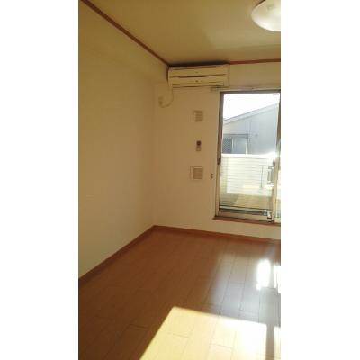 ルミエール 205【管理NO：1-014957401-02040】 ★家具家電は申し込み後に搬入します★ ★2026年09月中旬入居可能★の物件写真2