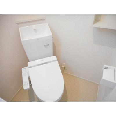アーバンスクエア小牧原 102【管理NO：1-022674701-01020】 ★家具家電は申し込み後に搬入します★ ★2026年09月中旬入居可能★の物件写真5