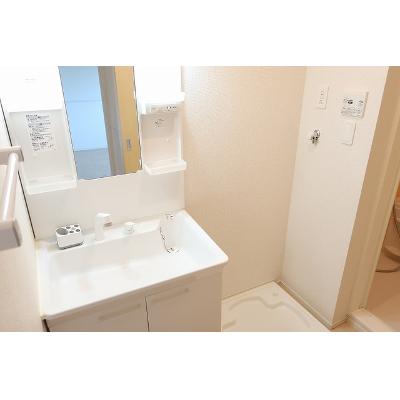 サニー・スクエア 202【管理NO：1-022780301-02020】 ★家具家電は申し込み後に搬入します★ ★2026年08月下旬入居可能★の物件写真6