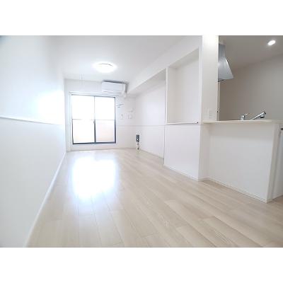 イースト・ワン 203【管理NO：1-028515501-02030】 ★家具家電は申し込み後に搬入します★ ★2026年09月下旬入居可能★の物件写真2