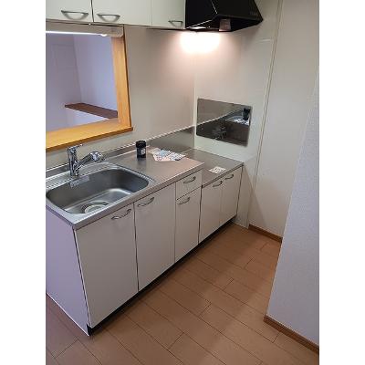 カルム宮浦 202【管理NO：1-015193301-02020】 ★家具家電は申し込み後に搬入します★の物件写真3