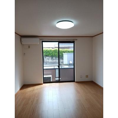パイナス 105【管理NO：1-011967301-01040】 ★家具家電は申し込み後に搬入します★の物件写真2