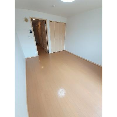 グランシャリオ　ジュモー 203【管理NO：1-015986601-02030】 ★家具家電は申し込み後に搬入します★ ★2026年10月中旬入居可能★の物件写真2