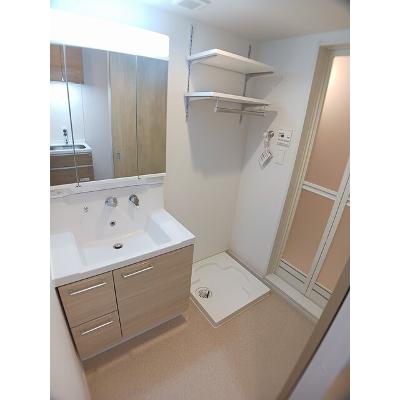 たばさはうすⅡ 205【管理NO：1-028176701-02050】 ★家具家電は申し込み後に搬入します★の物件写真6