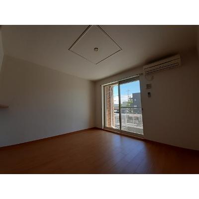 カーサ・プラシード 102【管理NO：1-013192401-01020】 ★家具家電は申し込み後に搬入します★ ★2026年09月中旬入居可能★の物件写真2
