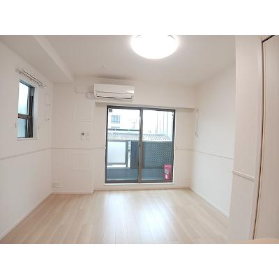 シャインⅡ 302【管理NO：1-027994501-03020】 ★家具家電は申し込み後に搬入します★の物件写真2