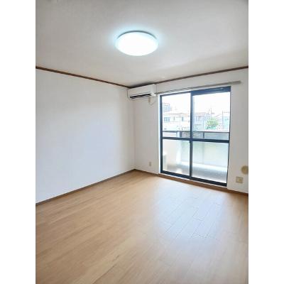 ジョリ　ロジュマン 202【管理NO：1-011554901-02020】 ★家具家電は申し込み後に搬入します★ ★2026年09月中旬入居可能★の物件写真2