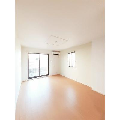 ベルサニーガーデン 106【管理NO：1-019215801-01050】 ★家具家電は申し込み後に搬入します★ ★2026年10月上旬入居可能★の物件写真2