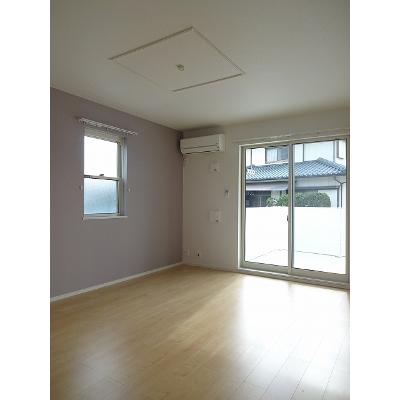 セミージャＢ 101【管理NO：1-023023502-01010】 ★家具家電は申し込み後に搬入します★ ★2026年11月上旬入居可能★の物件写真2