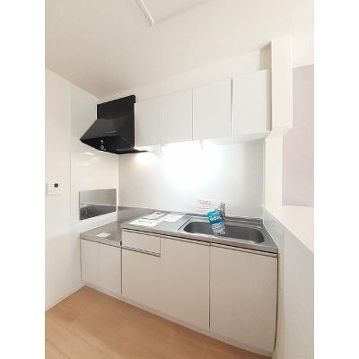 フィールドビーチ　アマナ　Ⅰ 203【管理NO：1-021672301-02030】 ★家具家電は申し込み後に搬入します★ ★2026年09月中旬入居可能★の物件写真3