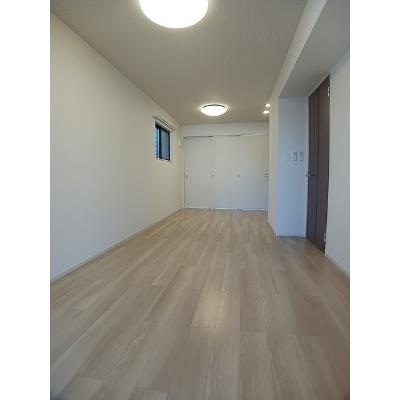 ソーレ　１０Ｂ 101【管理NO：1-028601702-01010】 ★家具家電は申し込み後に搬入します★の物件写真2