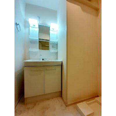 apartment 愛媛県東温市志津川南４丁目１０番地４ 

↓地図はこちらから