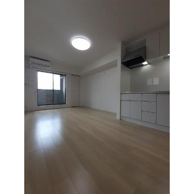 カーサ・フィオーレ　Ⅱ 201【管理NO：1-026981102-02010】 ★家具家電は申し込み後に搬入します★ ★2026年08月上旬入居可能★の物件写真2