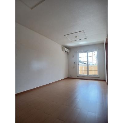 ソレイユＫ枝松Ｂ 201【管理NO：1-015057502-02010】 ★家具家電は申し込み後に搬入します★の物件写真2