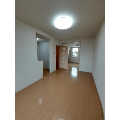 エスマルテ　Ｃ棟 203【管理NO：1-018758203-02030】 ★家具家電は申し込み後に搬入します★ ★2026年09月下旬入居可能★の物件写真2