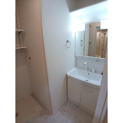 apartment 岡山県浅口市金光町占見新田１４０３番地１ 

↓地図はこちらから