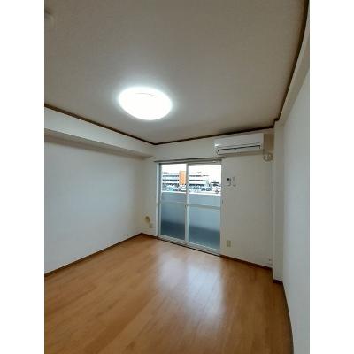 サンパティーク 202【管理NO：1-011353901-02020】 ★家具家電は申し込み後に搬入します★ ★2026年09月下旬入居可能★の物件写真2