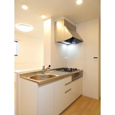 ツワブキ　Ⅰ 104【管理NO：1-027114701-01040】 ★家具家電は申し込み後に搬入します★ ★2026年08月下旬入居可能★の物件写真3