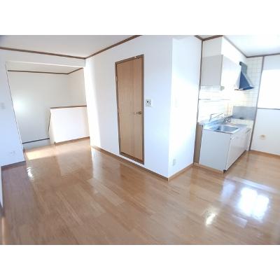 プレステージ２１　Ⅰ 201【管理NO：1-009701101-02010】 ★家具家電は申し込み後に搬入します★の物件写真2
