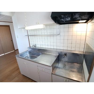 プレステージ２１　Ⅰ 201【管理NO：1-009701101-02010】 ★家具家電は申し込み後に搬入します★の物件写真3