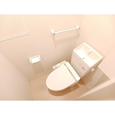 エアリー 201【管理NO：1-023840401-02010】 ★家具家電は申し込み後に搬入します★の物件写真5