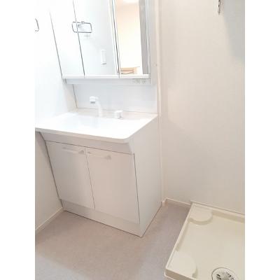 レジャリー　バッド 203【管理NO：1-026893701-02030】 ★家具家電は申し込み後に搬入します★ ★2026年08月中旬入居可能★の物件写真6