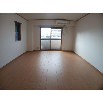 フェニックス赤松 306【管理NO：1-013462501-03050】 ★家具家電は申し込み後に搬入します★ ★2026年09月中旬入居可能★の物件写真2