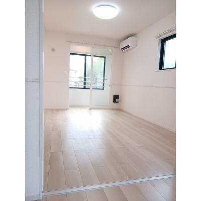 ロックリバー３号館 201【管理NO：1-028276901-02010】 ★家具家電は申し込み後に搬入します★ ★2026年08月上旬入居可能★の物件写真2