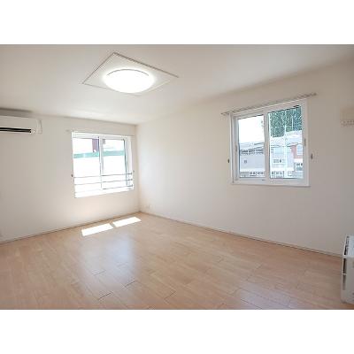 アニメート旭橋 201【管理NO：1-021184901-02010】 ★家具家電は申し込み後に搬入します★の物件写真2