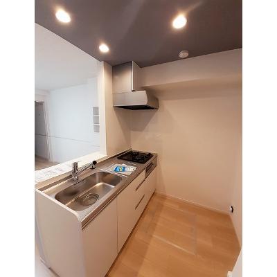 ヴィラ　シャロー 102【管理NO：1-027481801-01020】 ★家具家電は申し込み後に搬入します★の物件写真3