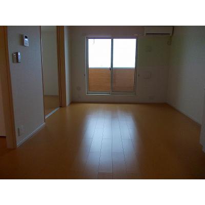 プラシード 203【管理NO：1-018645101-02030】 ★家具家電は申し込み後に搬入します★ ★2026年08月中旬入居可能★の物件写真2