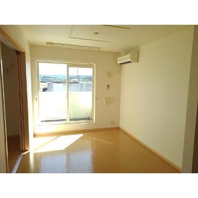 エレガンス・ゆり 202【管理NO：1-015887701-02020】 ★家具家電は申し込み後に搬入します★ ★2026年09月中旬入居可能★の物件写真2