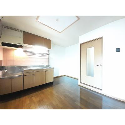 ニューマリッチイシカワ弐号館 201【管理NO：1-005706601-02010】 ★家具家電は申し込み後に搬入します★ ★2026年09月中旬入居可能★の物件写真3