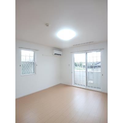 ブリーゼ大門 101【管理NO：1-017777601-01010】 ★家具家電は申し込み後に搬入します★ ★2026年09月中旬入居可能★の物件写真2