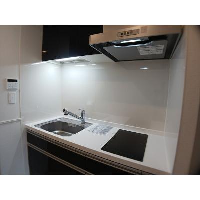 レジメント岸川 201【管理NO：1-028204301-02010】 ★家具家電は申し込み後に搬入します★の物件写真3