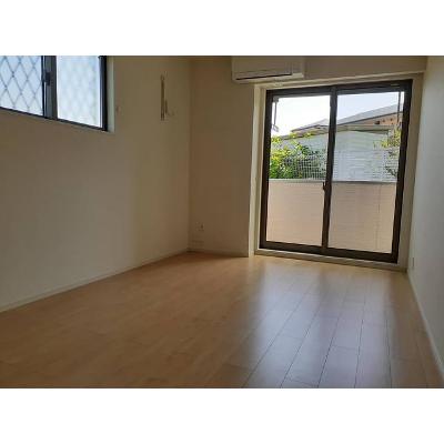 ラピス　ウィークス 101【管理NO：1-024673301-01010】 ★家具家電は申し込み後に搬入します★ ★2026年10月中旬入居可能★の物件写真2