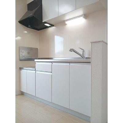 ファブール 301【管理NO：1-022790901-03010】 ★家具家電は申し込み後に搬入します★の物件写真3