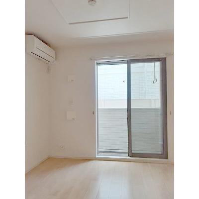 キャンポ・ディ・フィオリ 103【管理NO：1-021387601-01030】 ★家具家電は申し込み後に搬入します★ ★2026年08月中旬入居可能★の物件写真2