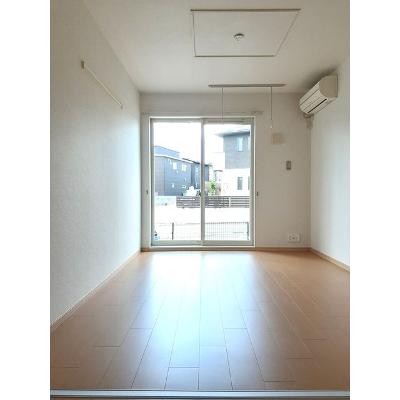 フォレスト　フェアリーⅡ 102【管理NO：1-016016901-01020】 ★家具家電は申し込み後に搬入します★ ★2026年08月下旬入居可能★の物件写真2