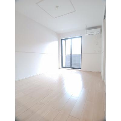 プレジール 102【管理NO：1-023809401-01020】 ★家具家電は申し込み後に搬入します★ ★2026年08月下旬入居可能★の物件写真2