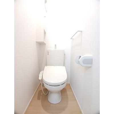 エバーグリーン 105【管理NO：1-021668502-01040】 ★家具家電は申し込み後に搬入します★の物件写真5