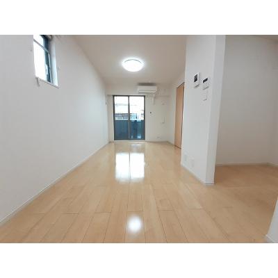 ＲＥＡ　光 102【管理NO：1-022761101-01020】 ★家具家電は申し込み後に搬入します★の物件写真2