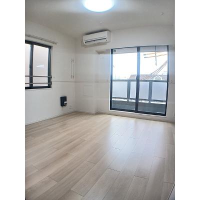 メープルコート小川 303【管理NO：1-028432901-03030】 ★家具家電は申し込み後に搬入します★の物件写真2