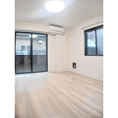 メープルコート小川 102【管理NO：1-028432901-01020】 ★家具家電は申し込み後に搬入します★の物件写真2