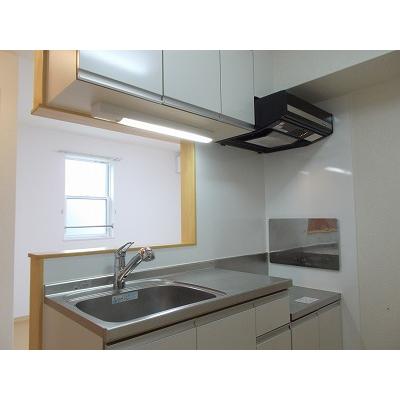 アベニュー　ウエストナイン　Ⅱ 201【管理NO：1-016849201-02010】 ★家具家電は申し込み後に搬入します★ ★2026年09月中旬入居可能★の物件写真3