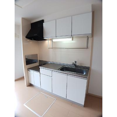セントラル三田 102【管理NO：1-016744101-01020】 ★家具家電は申し込み後に搬入します★の物件写真3